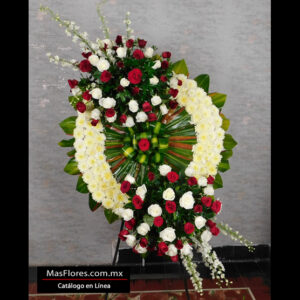 A04a Tripié con 100 Rosas