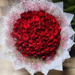 Ramo Buchón 100 rosas babybreath
