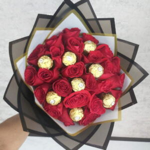 Ramo rosas rojas Ferrero