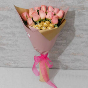 Ramo rosas Ferrero